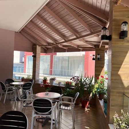 Vila 3 Rooms Durres Exterior photo