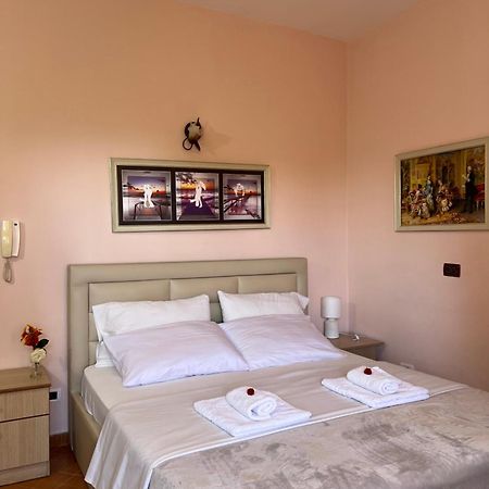 Vila 3 Rooms Durres Exterior photo