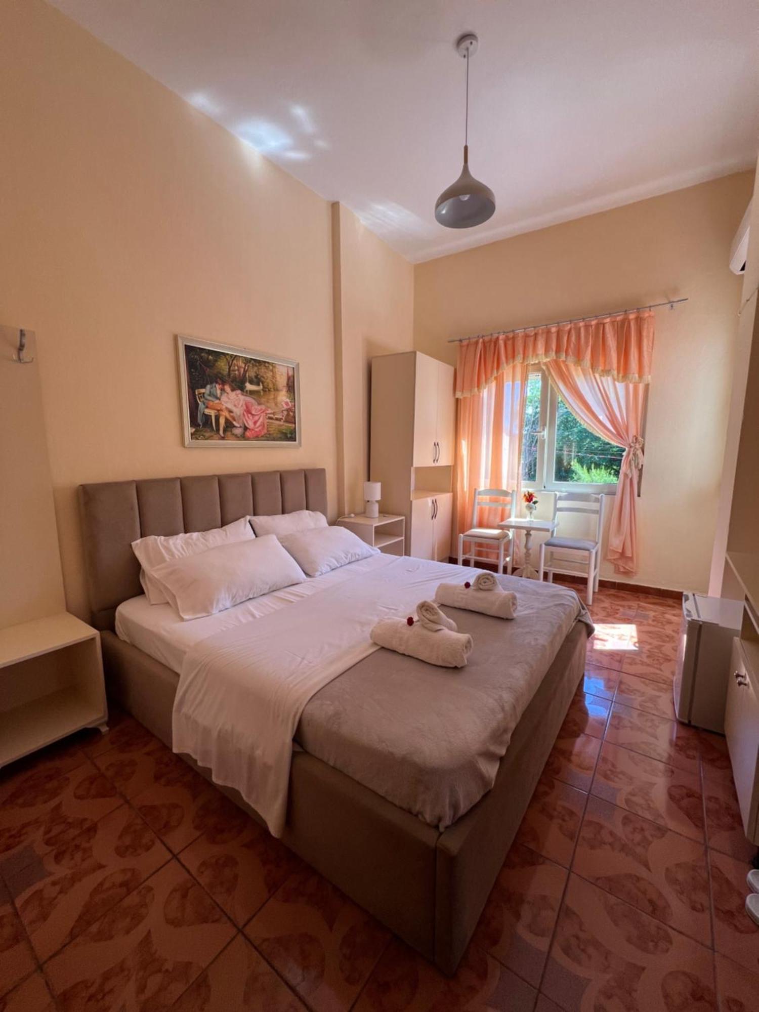 Vila 3 Rooms Durres Exterior photo